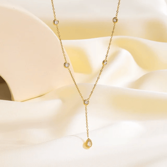 Glitze Accessories Cascade gold necklace — tarnish-free, waterproof, hypoallergenic jewellery Pakistan