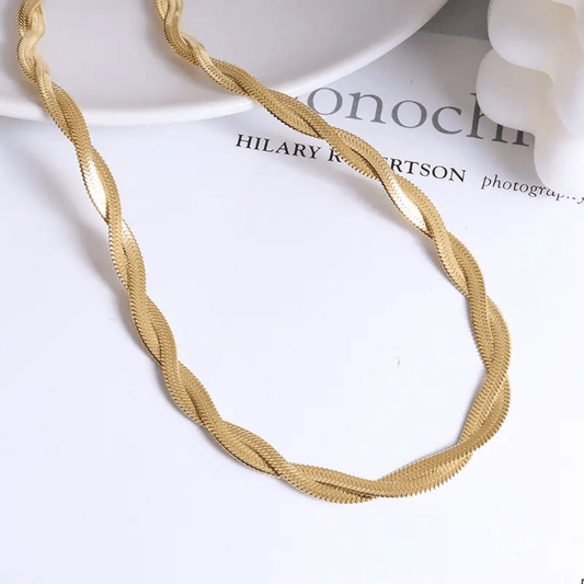 Glitze Accessories Velvet Twist gold necklace — tarnish-free, waterproof, hypoallergenic jewellery Pakistan