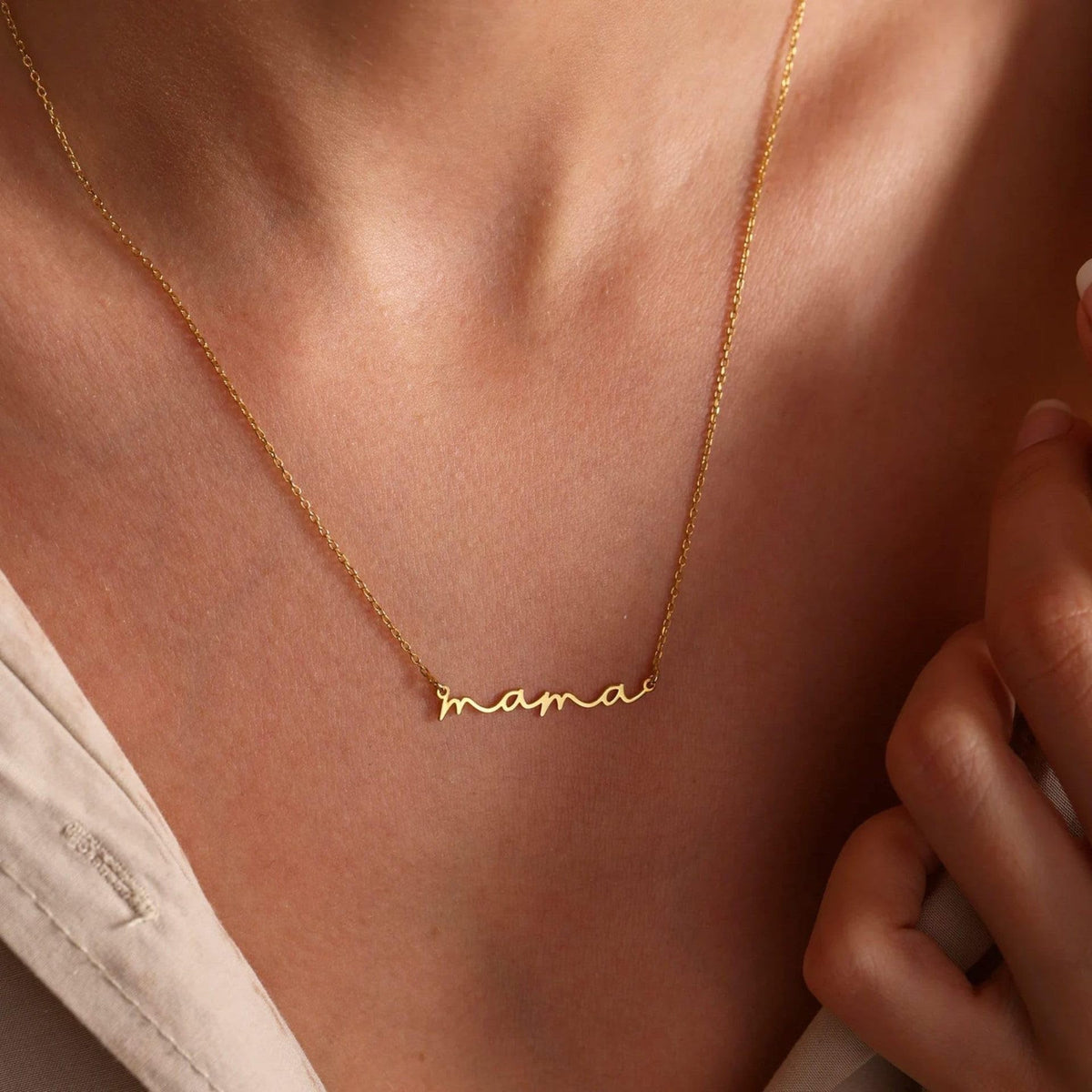 Mama Necklace