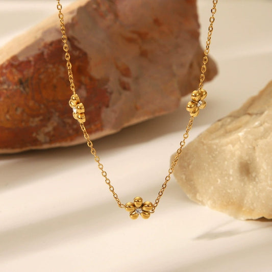 Glitze Accessories Zica Flora gold necklace — tarnish-free, waterproof, hypoallergenic jewellery Pakistan