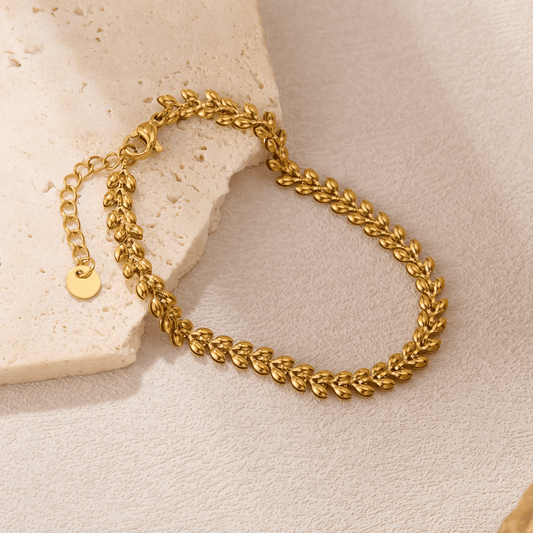 Muse Bracelet close-up — waterproof hypoallergenic gold bracelet | Glitze Accessories