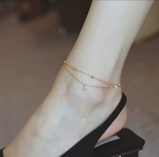 Luminara Anklet on ankle — waterproof hypoallergenic gold anklet | Glitze Accessories