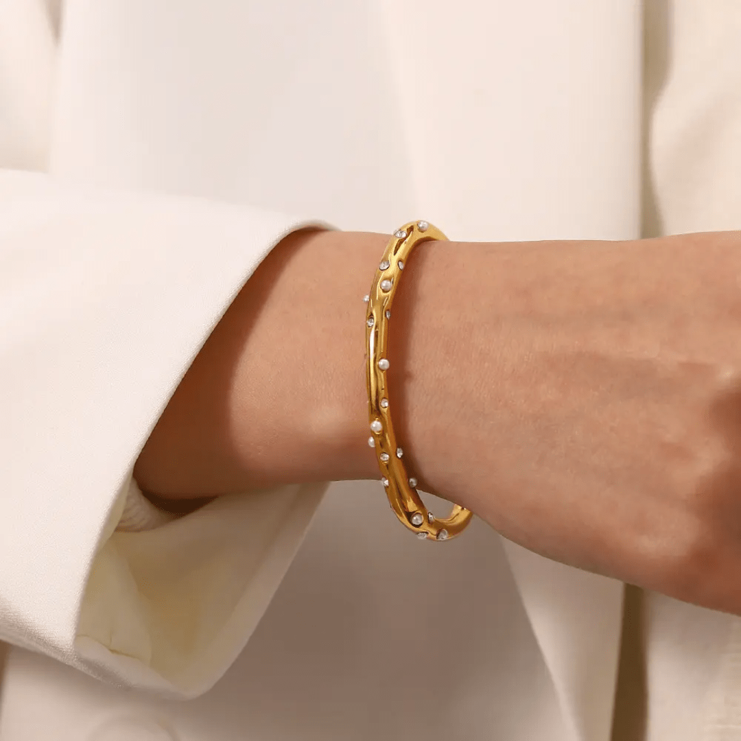 Simple Orvee jewelry piece by Glitze Accessories featuring sleek design and elegant craftsmanship.