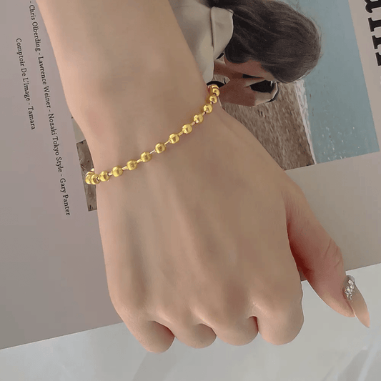 Morva Bracelet close-up — waterproof hypoallergenic gold bracelet | Glitze Accessories