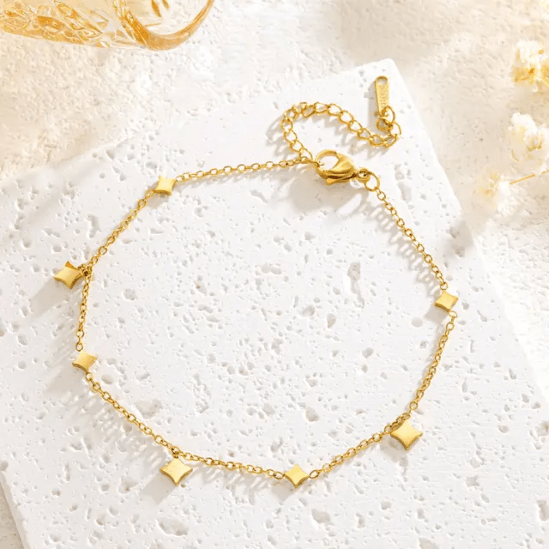 Lumière Anklet on ankle — elegant everyday gold anklet Pakistan | Glitze Accessories