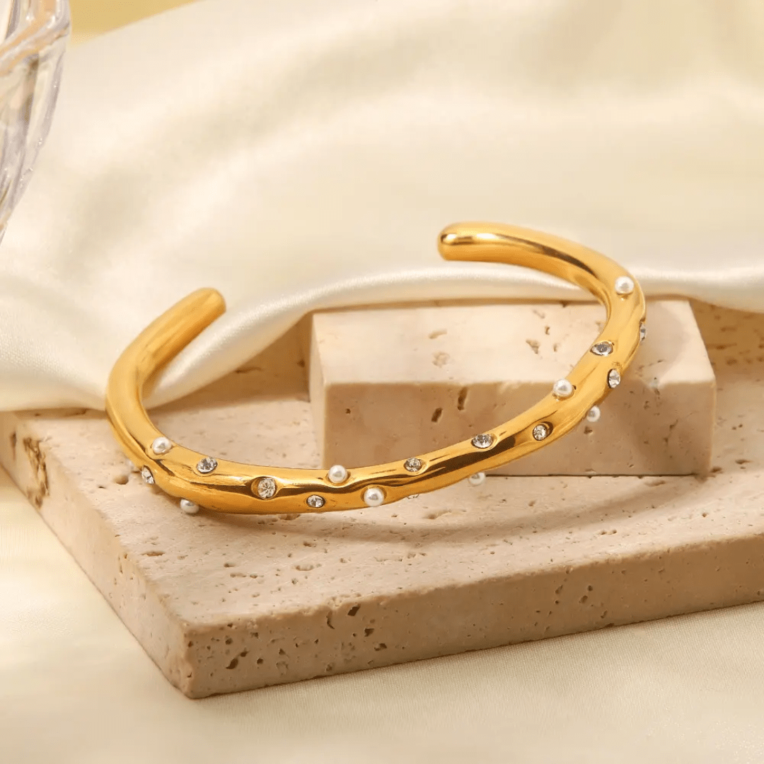 Simple Orvee accessory by Glitze Accessories featuring sleek design and elegant details in a close-up image.