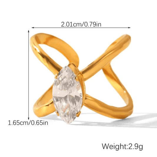 Jova Ring close-up — waterproof hypoallergenic gold ring | Glitze Accessories