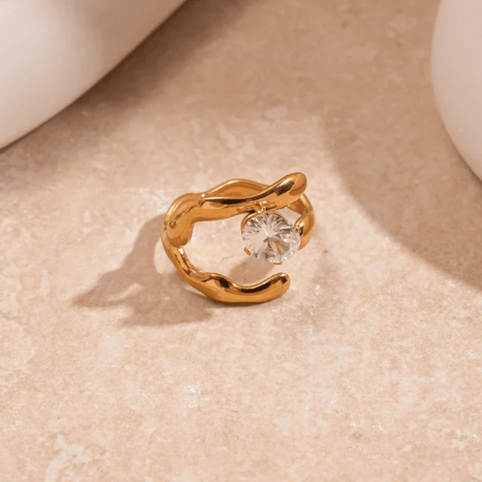 Orchid Ring close-up — waterproof hypoallergenic gold ring | Glitze Accessories