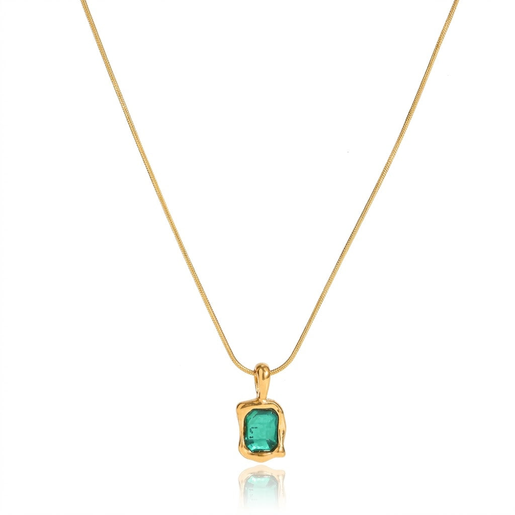 Eden Necklace Green — green crystal pendant on gold snake chain, 18K gold plated stainless steel | Glitze